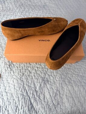 NWT Vince Suede Ballet Flats in Cognac Brown